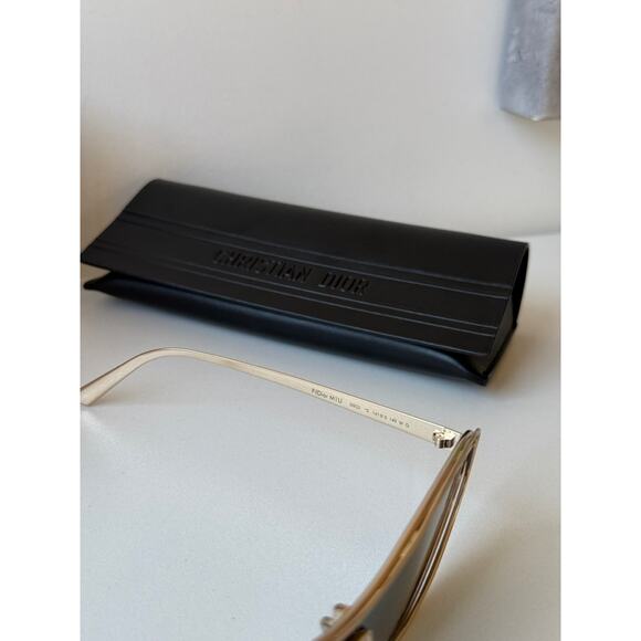 NEW Dior FilDior M1U Cat Eye Sunglasses in Gold Blue - Picture 6 of 7